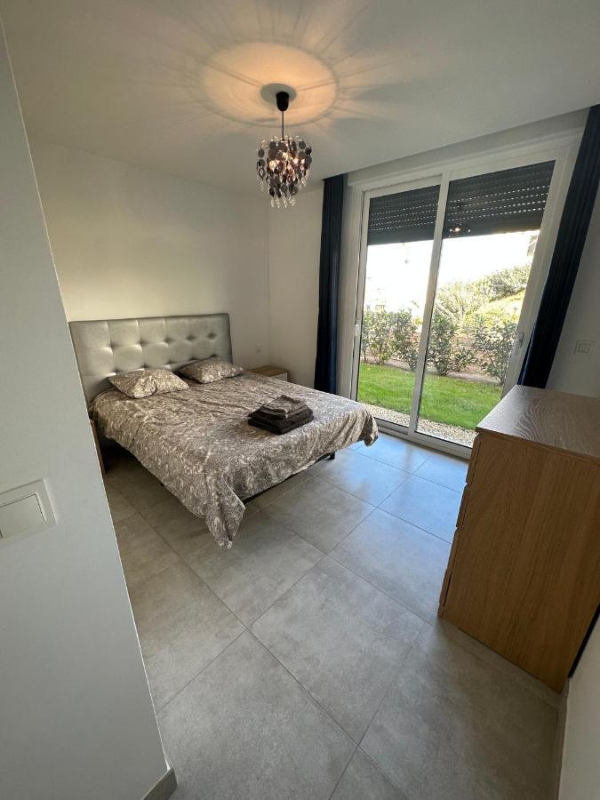 2-Bedroom-Apartment With A Terrace, Pool, Gym Málaga Exterior foto